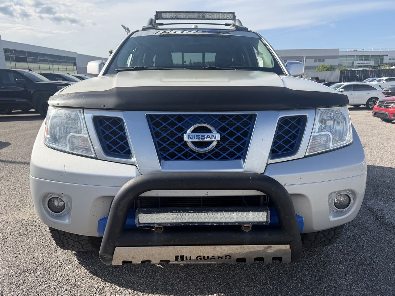 NISSAN FRONTIER PRO-4X SV cabine double 4x4 caisse longue BA 2018 Gris Ottawa & Gatineau - photo #16