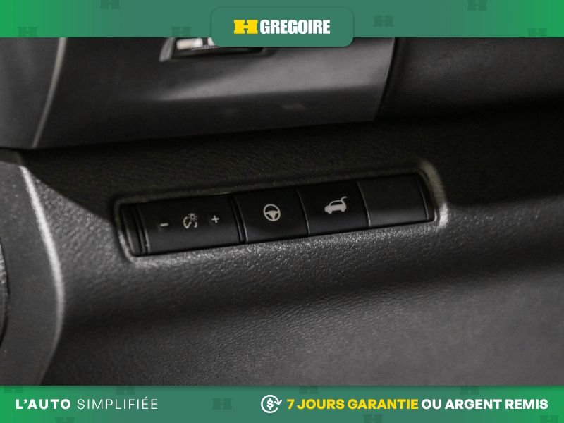 Nissan Pathfinder 2023 Blanc Saint-Eustache - photo #16