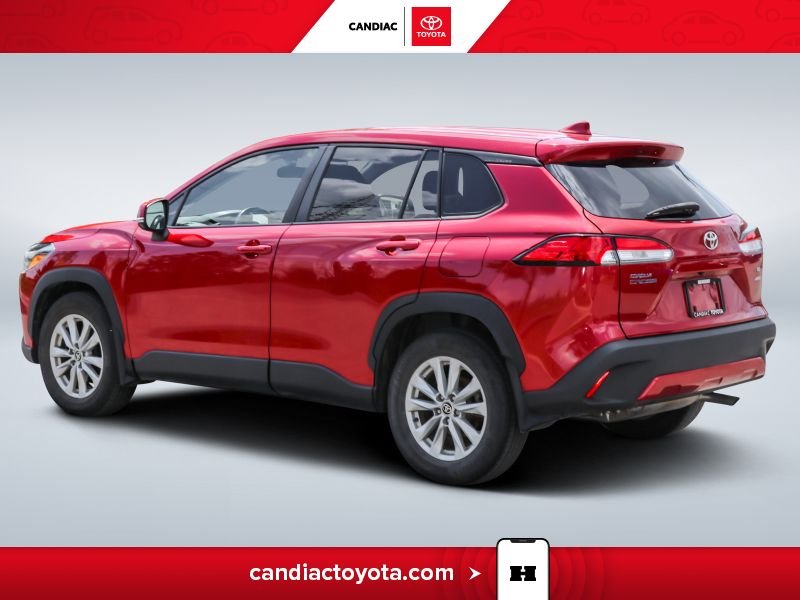 2022 Toyota Corolla Red Saint-Eustache - photo #5