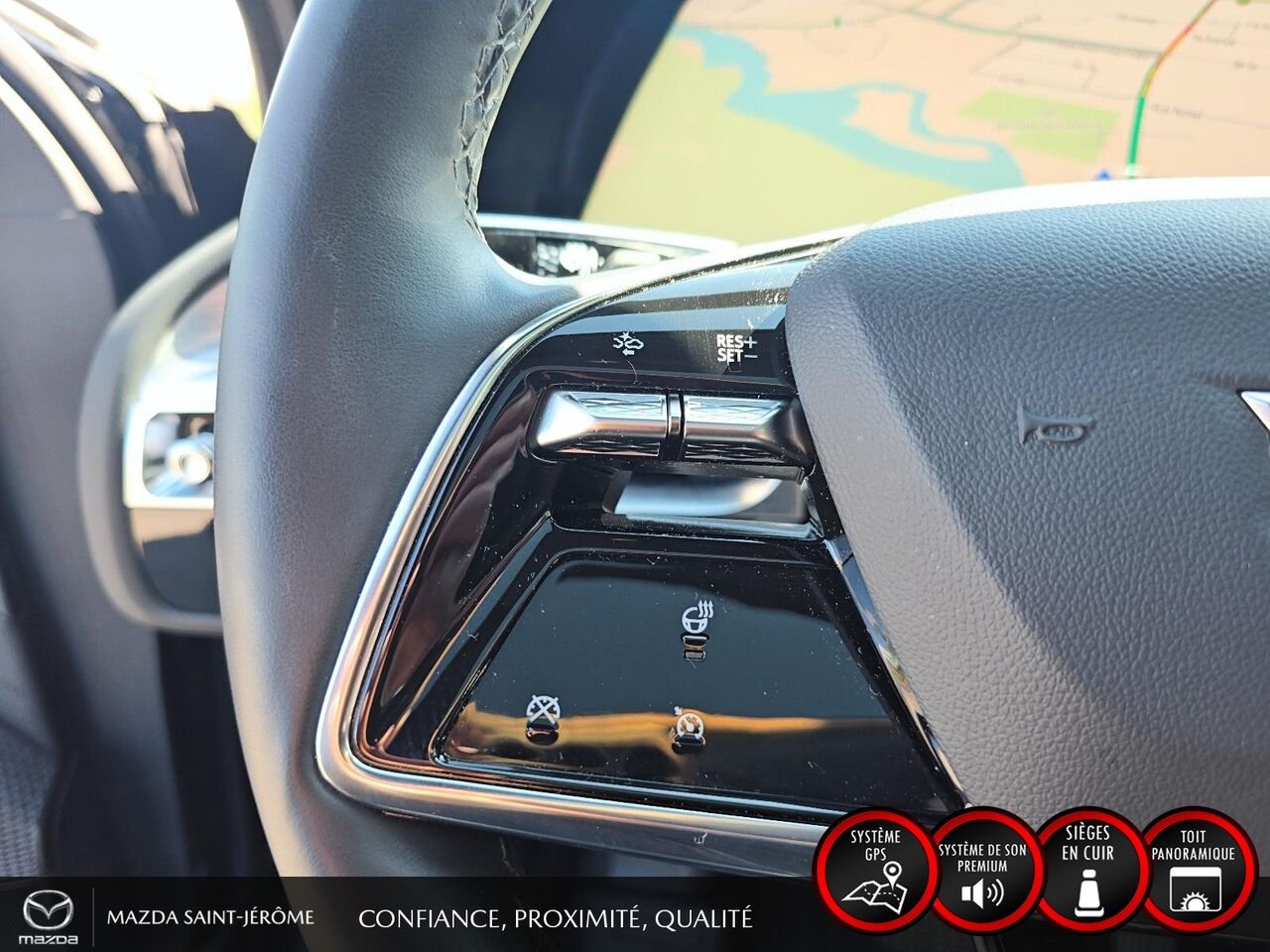 2025 Cadillac LYRIQ TRANSFERT DE BAIL $879/MOIS +TX BALANCE 12 MOIS Black Saint-Jérôme - photo #13