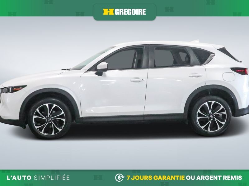 2022 Mazda CX-5 White Laval - photo #4