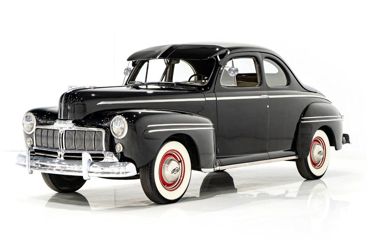 Mercury Eight Business Coupe 1947 Noir Montréal - photo #0