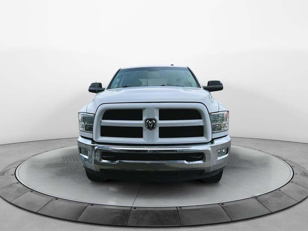 2015 Ram 2500 VIN 3C6UR5JL7FG623673 White Chicoutimi - photo #1