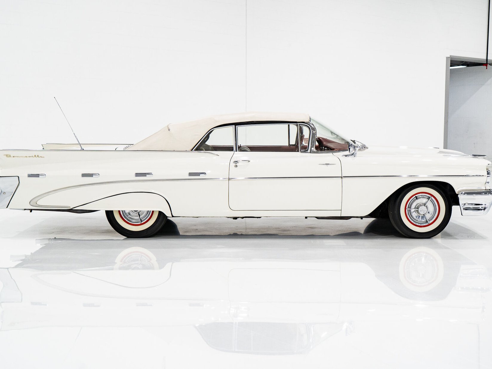 Pontiac Bonneville **PRIX EN USD** 1959 Beige Montréal - photo #55