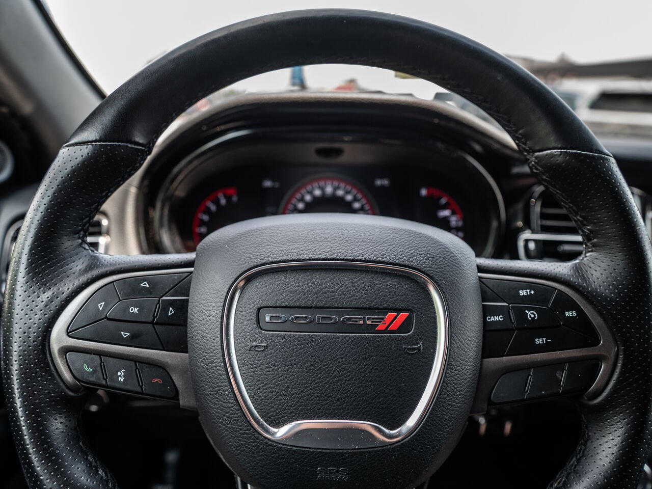 2023 Dodge Durango White Sainte-Julienne - photo #18