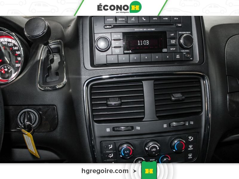 2018 Dodge GR Caravan Silver Laval - photo #16
