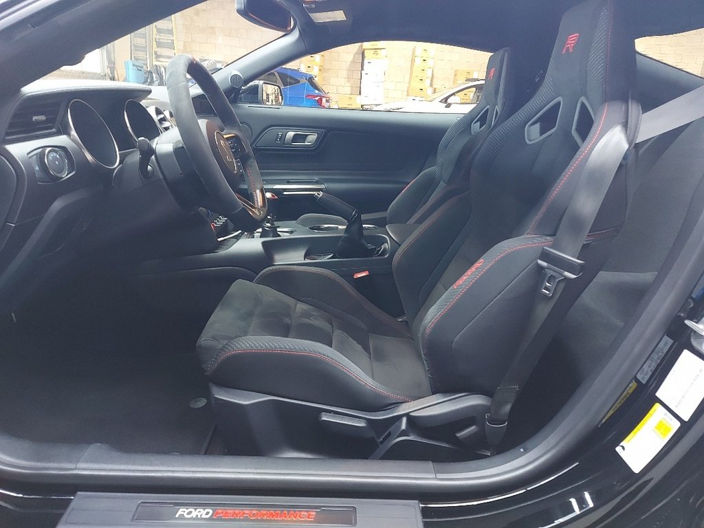 2018 Ford Mustang Shelby GT 350R Rare Black Blainville - photo #8