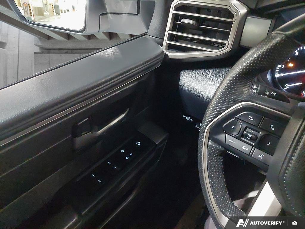 2025 Toyota Tundra S2500048 | Double Cab SR5 White Edmonton - photo #16