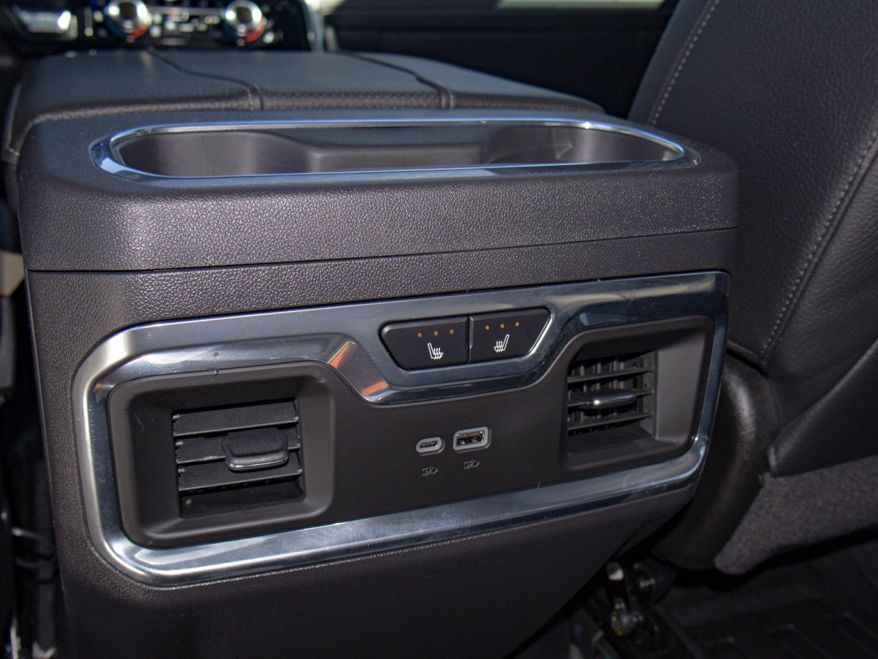 2025 GMC Sierra 1500 4WD Crew Cab 147 Denali Black Sherwood Park - photo #35