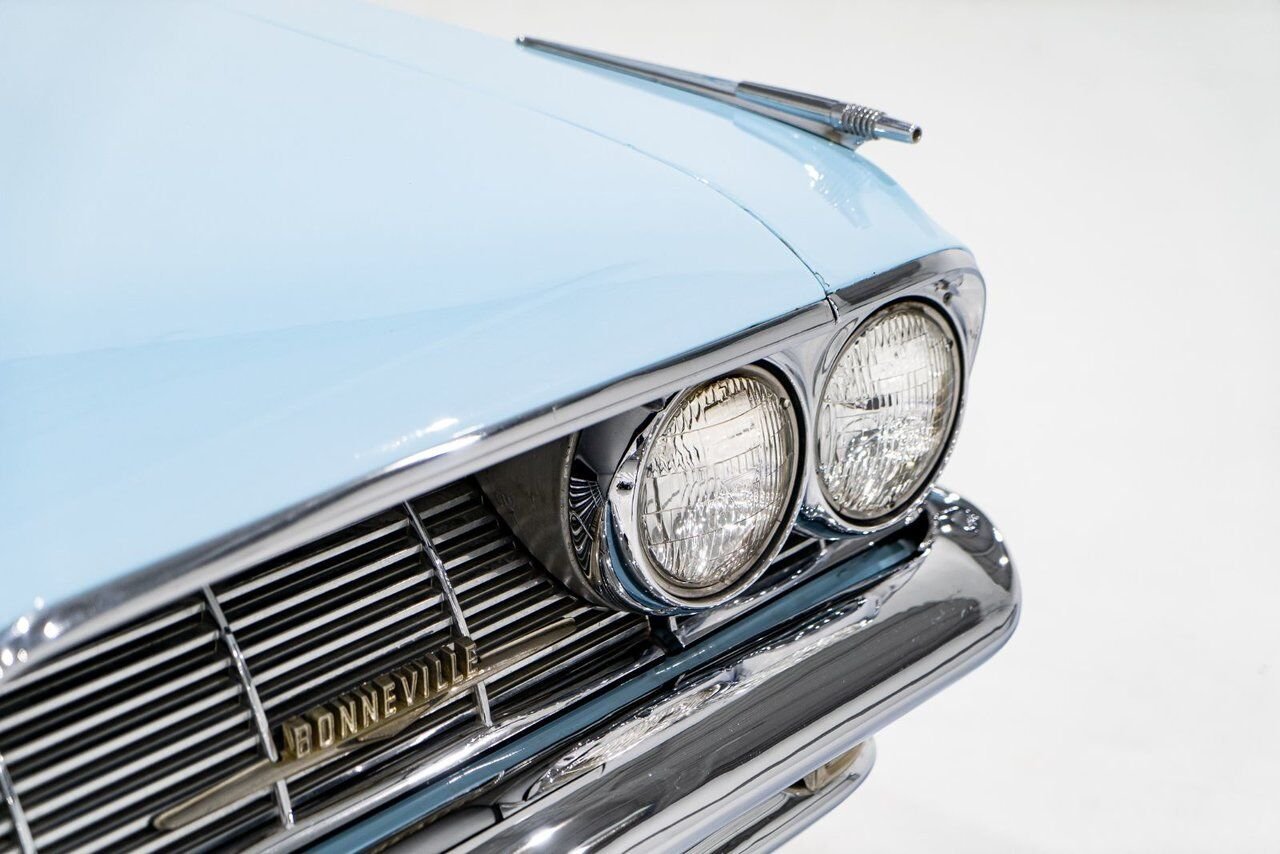 Pontiac Bonneville **PRIX EN USD**C8 Suffix 389cu.in. TriPower 4 Speed 1961 Bleu Montréal - photo #35