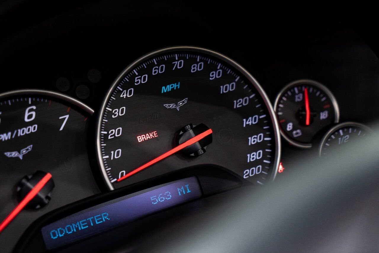 2008 Chevrolet Corvette PRIX EN USD | With Only 900km (563mi) From New With Window Sticker Yellow Montreal - photo #77