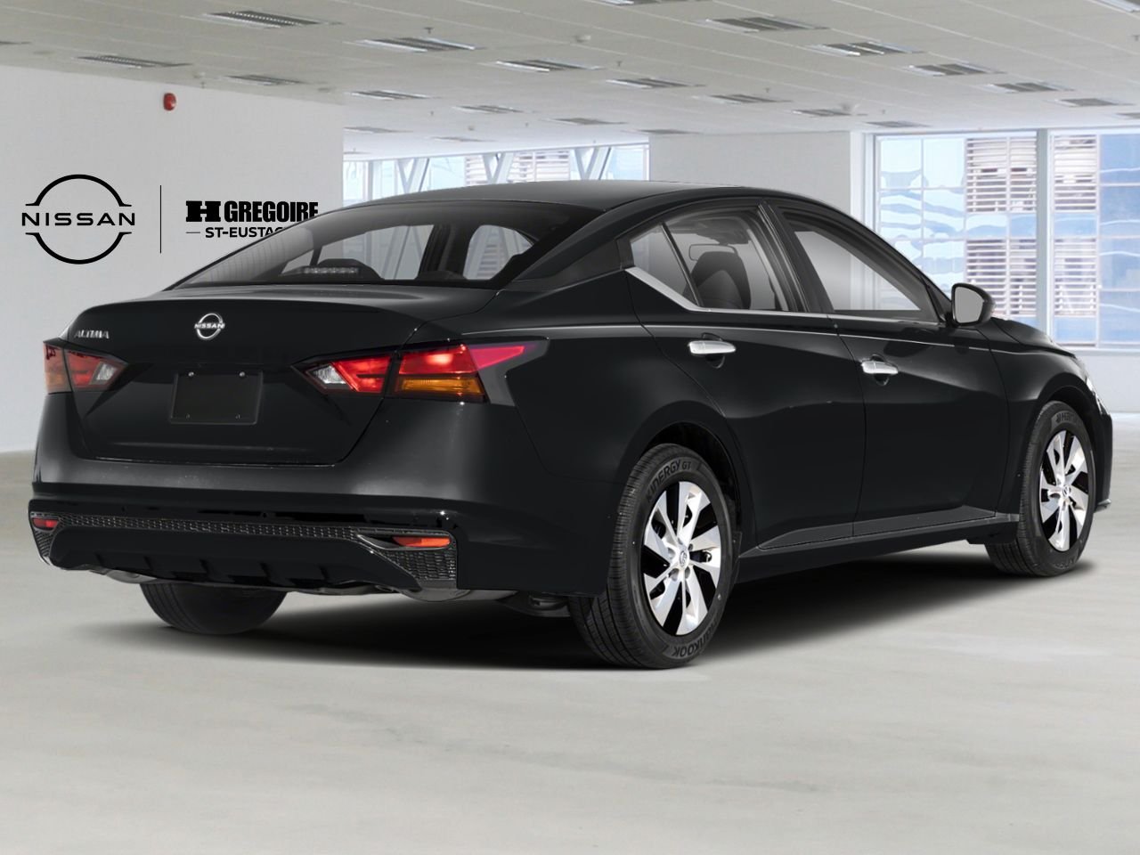 2024 Nissan Altima Super Black Saint-Eustache - photo #2