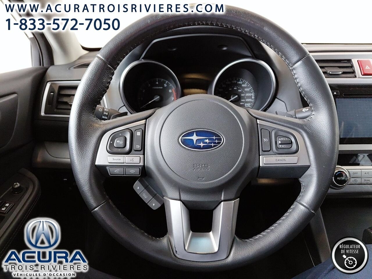 2017 Subaru LEGACY SYMMETRICAL AWD White Trois-Rivières - photo #17