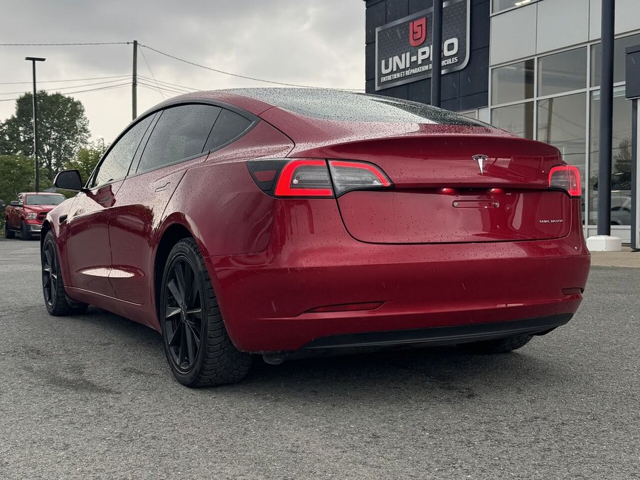 2022 Tesla Model 3 Long Range AWD 2022 Red