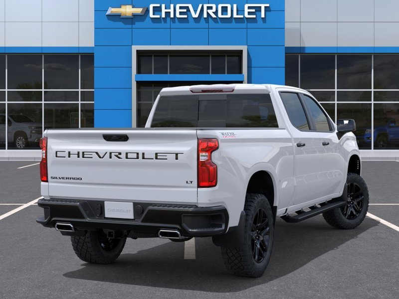 CHEVROLET Silverado 1500 K1500 SILVERADO CREW CAB LT TRAIL BOSS STD/BOX (2LT) 2026 BLANC SOMMET Rivière-du-Loup - photo #3