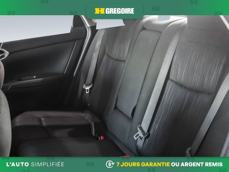 2019 Nissan Sentra Grey Laval - photo #21