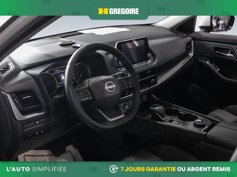 2025 Nissan Rogue White Saint-Eustache - photo #8