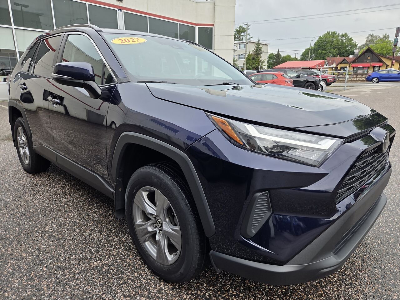 2022 Toyota RAV4 Blue Mont-Laurier - photo #2