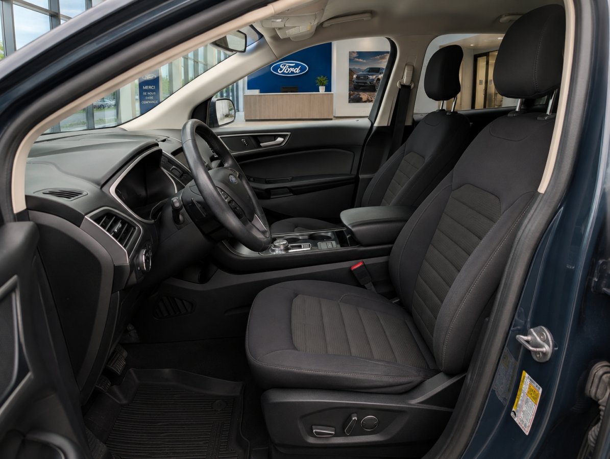 Ford Edge 2019 Bleu La Sarre - photo #6