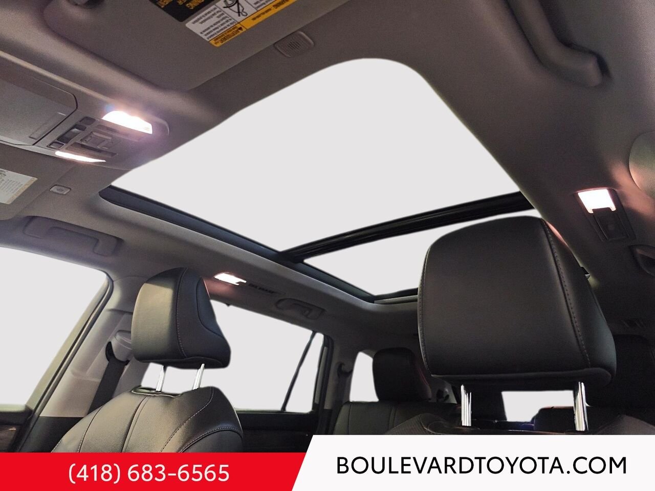 Toyota Highlander 531735A-121 | HYBRIDE LIMITED, AWD 2023 Argent Québec - photo #10