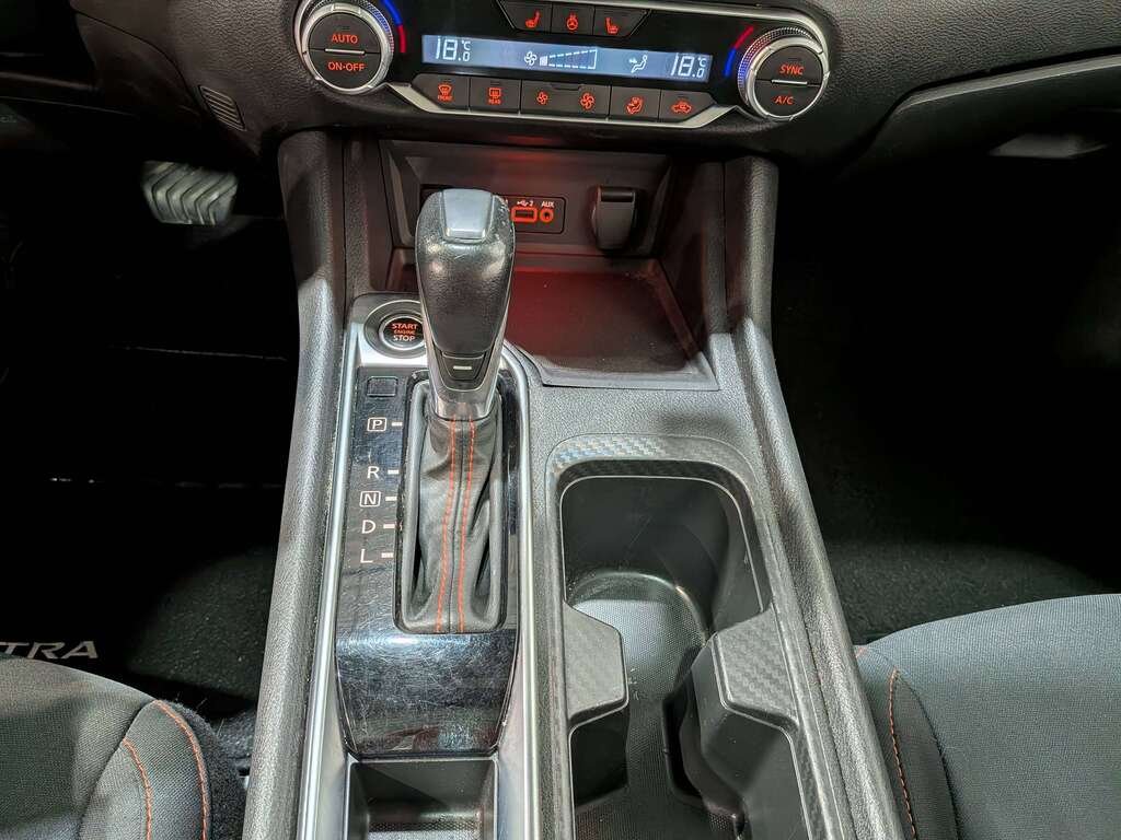 Nissan Sentra SR Manual 2024 Blanc Val-David - photo #25