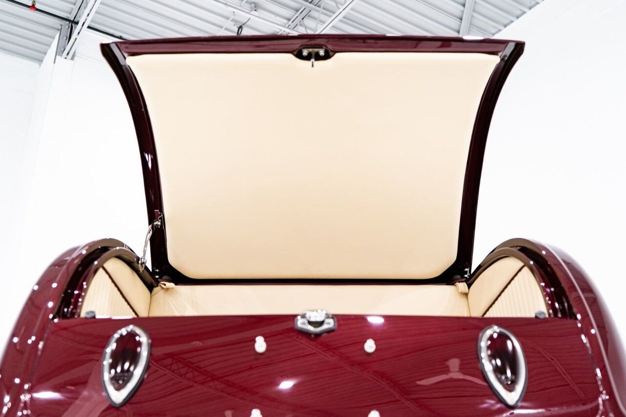1932 Ford Highboy Lobeck creation spectacular presentation **PRICE IN USD** Red Montreal - photo #70