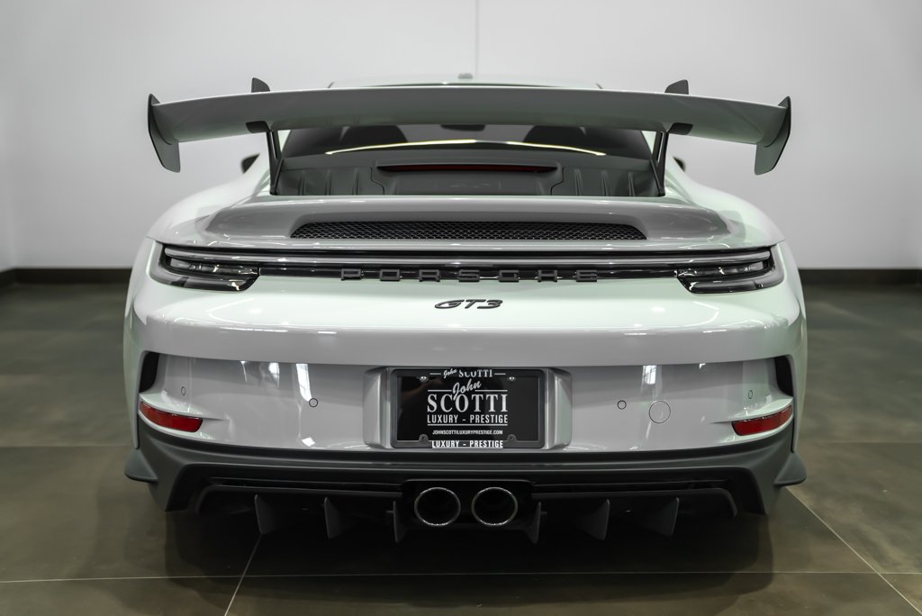 Porsche 911 GT3 coupé 2022 Gris Kirkland - photo #4