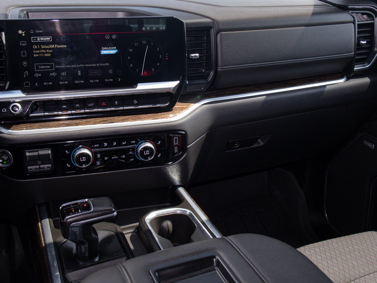 2022 GMC Sierra 1500 4WD Crew Cab 147 Elevation Black Sherwood Park - photo #33