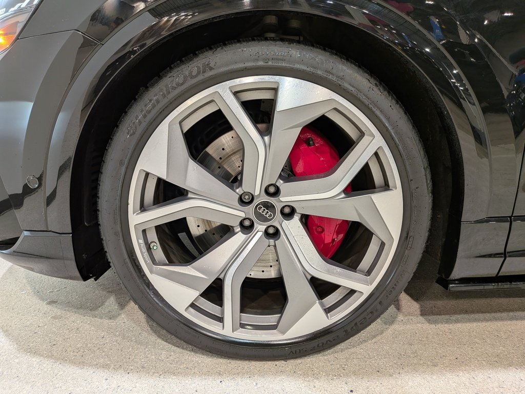 2023 Audi RS Q8 4.0 TFSI quattro Black Val-David - photo #38