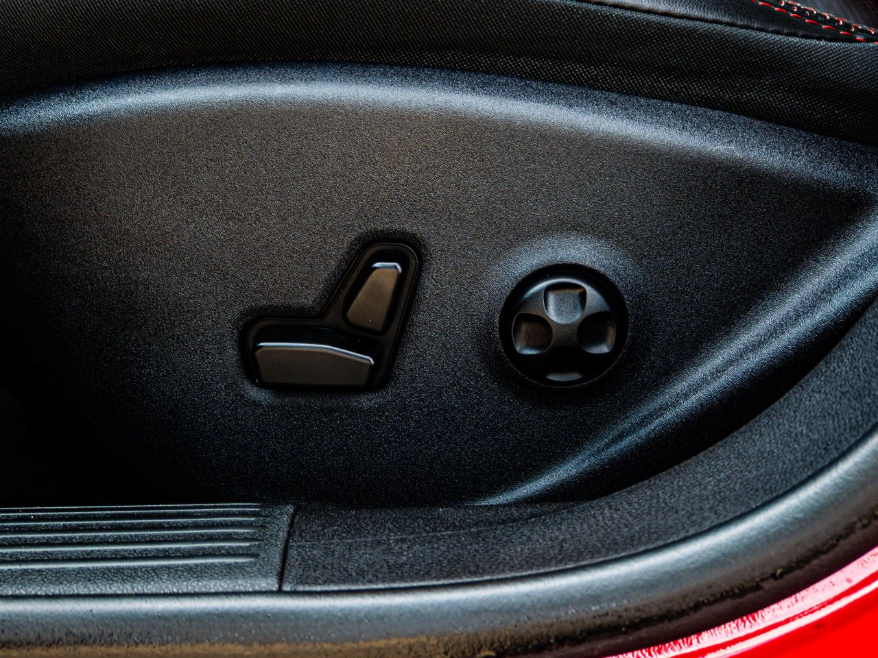 2015 Dodge Dart 4dr Sdn GT Red Sherwood Park - photo #19