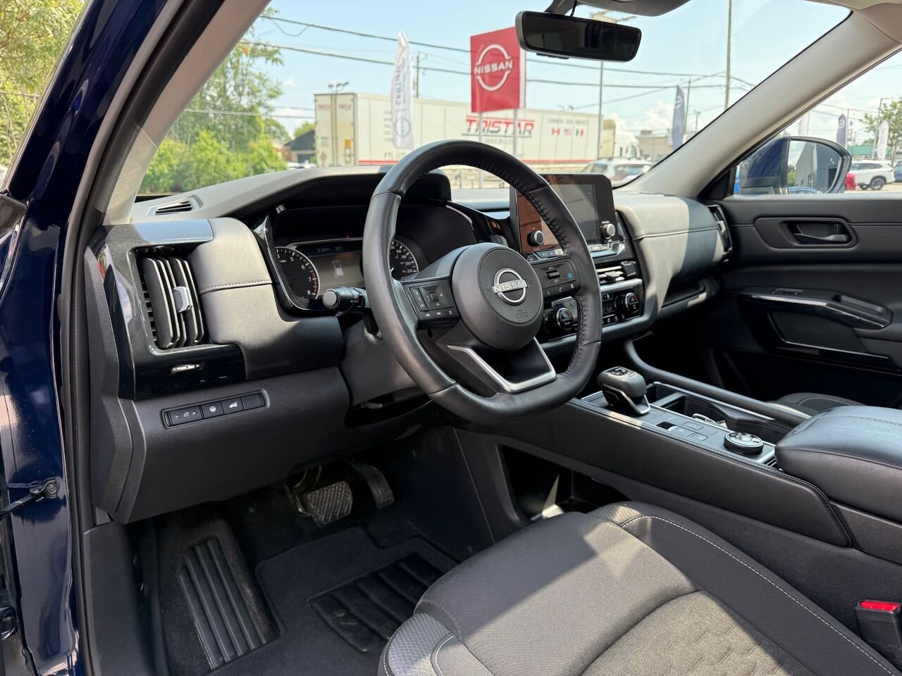 Nissan Pathfinder SV 4RM 2024 Bleu Châteauguay - photo #8