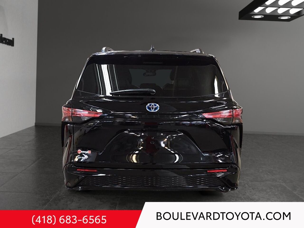 Toyota Sienna 99684A-77 | XSE, 7 places 2025 Noir minuit métallisé Québec - photo #4