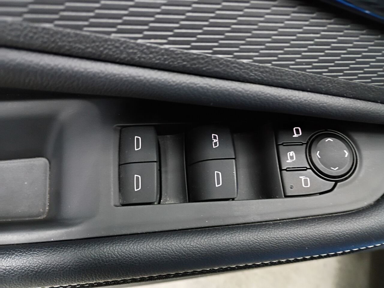 2025 Chevrolet Blazer EV Blue Blainville - photo #21