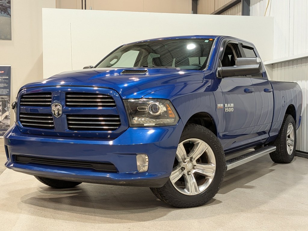 Ram 1500 4WD Quad Cab 140.5" Sport 2017 Bleu Val-David - photo #0