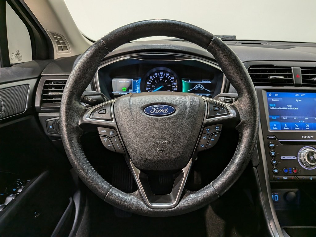2020 Ford Fusion Energi Titanium FWD Black Val-David - photo #12