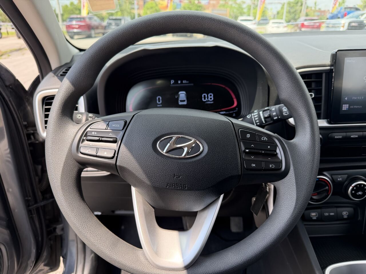 2023 HYUNDAI VENUE SE Essential IVT Ottawa & Gatineau - photo #2