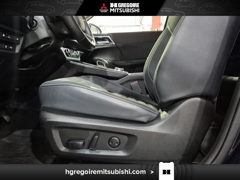 2025 Mitsubishi Outlander Plug-In Hybrid Blue Laval - photo #14
