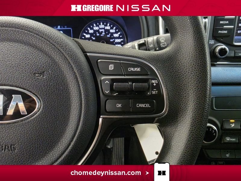 Kia Sportage CA7268 | LX * Mag * Bancs Chauffants * Bluetooth * 2018 Blanc Laval - photo #18