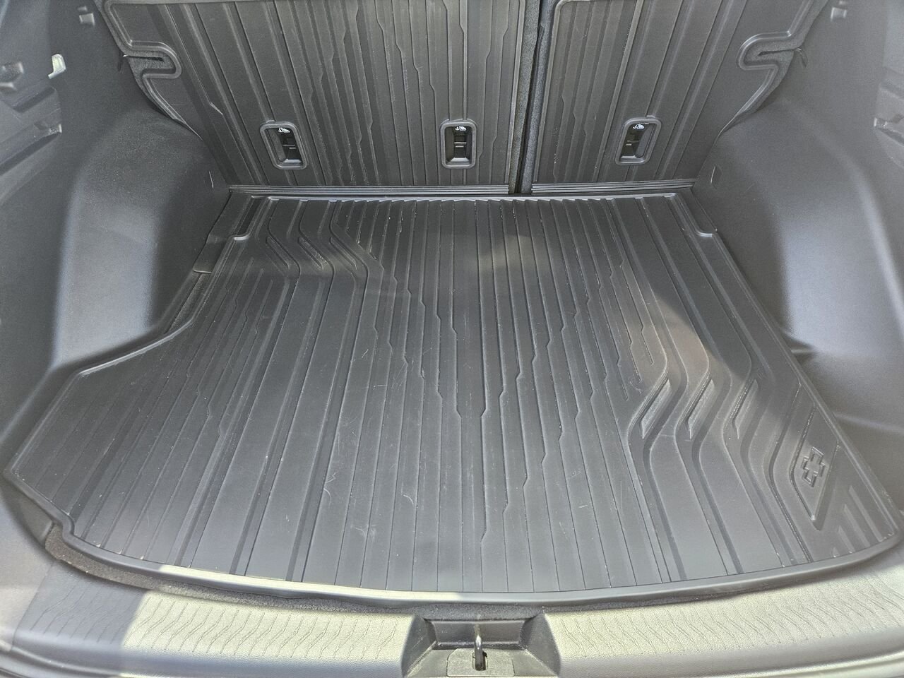 2025 Chevrolet Equinox EV 4 portes RS Black Thetford Mines - photo #17