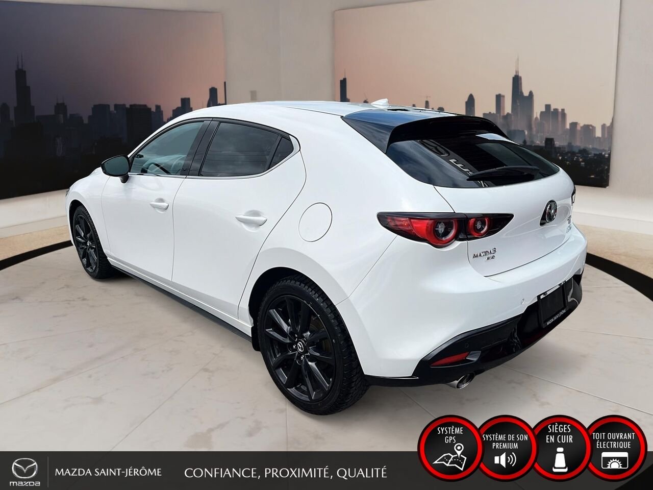 2025 Mazda Mazda3 Sport GT avec moteur turbo | CUIR ROUGE | AWD | TOIT OUVRANT White Saint-Jérôme - photo #9