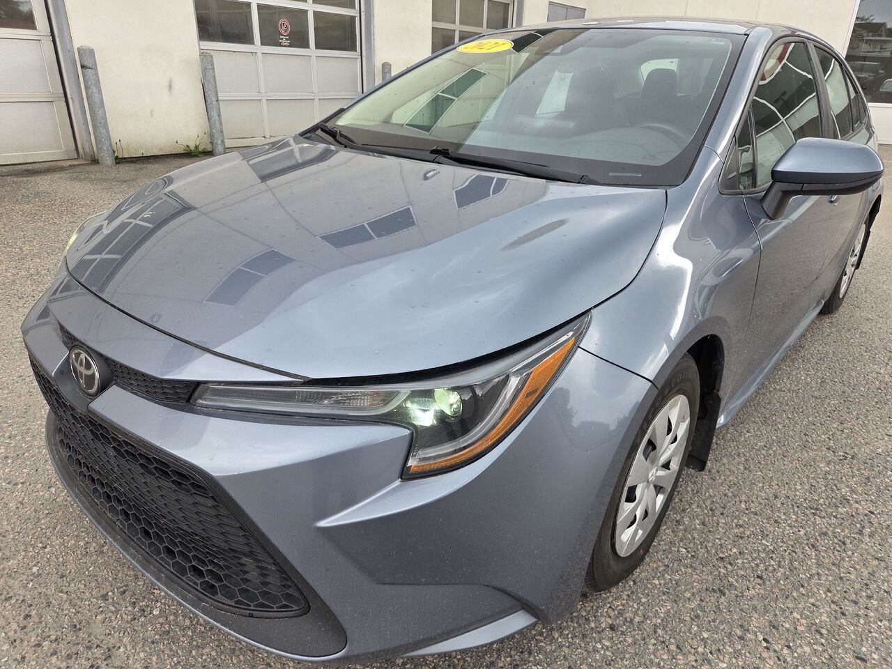 2021 Toyota Corolla Blue Mont-Laurier - photo #0