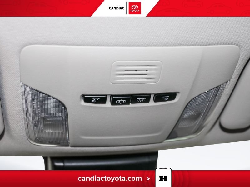 Toyota Corolla 2022 Argent Saint-Eustache - photo #29