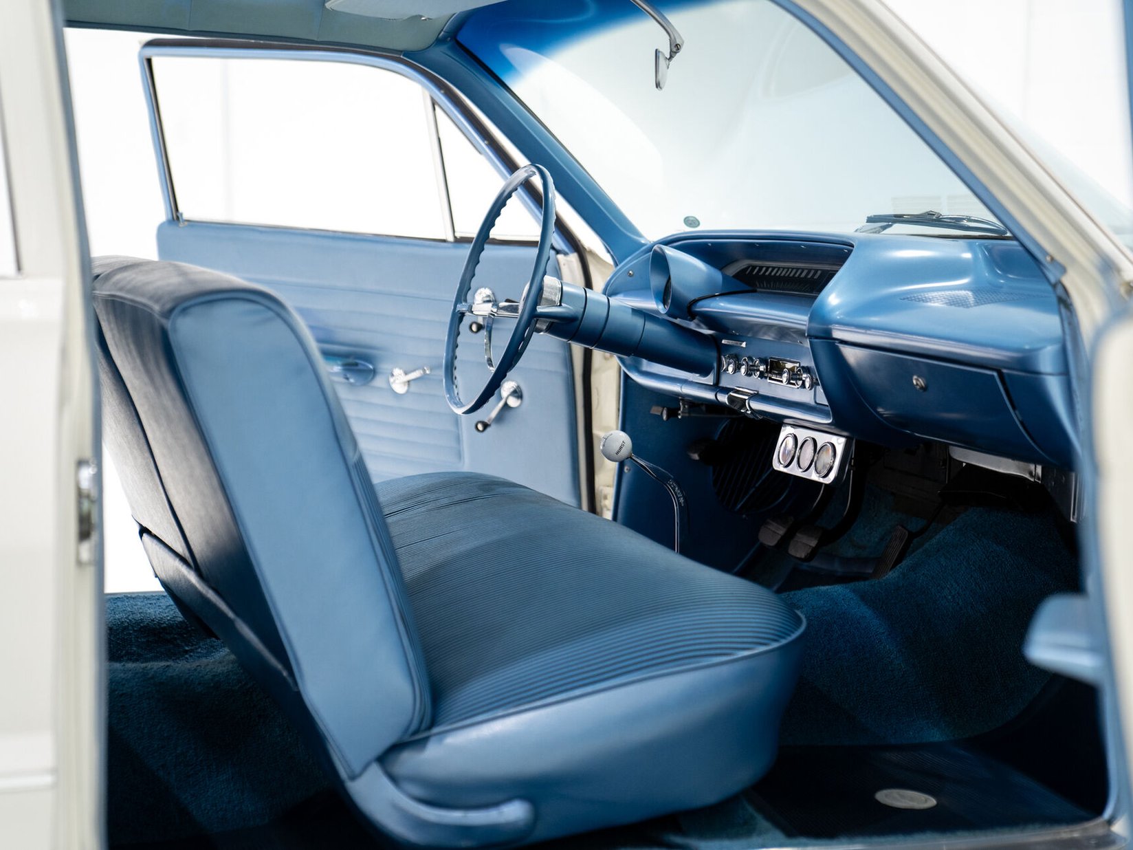 1964 Chevrolet Biscayne Matching 409 / 425HP Transmission 4 Vitesse Complètement Entièrement restauré **PRIX EN USD** White Montreal - photo #41