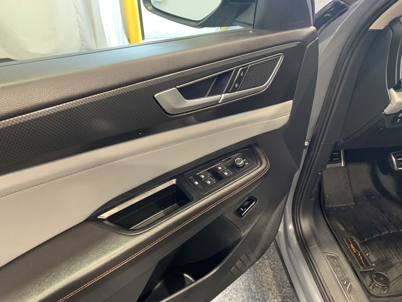 Volkswagen Atlas PEAK EDITION ATLAS PEAK EDITION 2025 Gris Châteauguay - photo #31