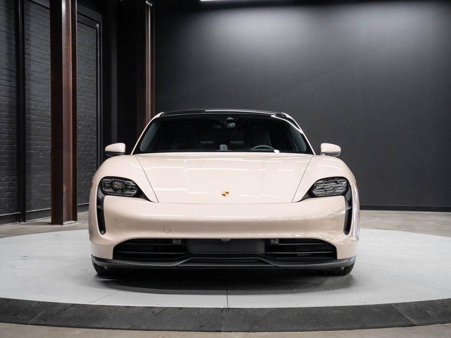2024 Porsche Taycan 2024 Beige