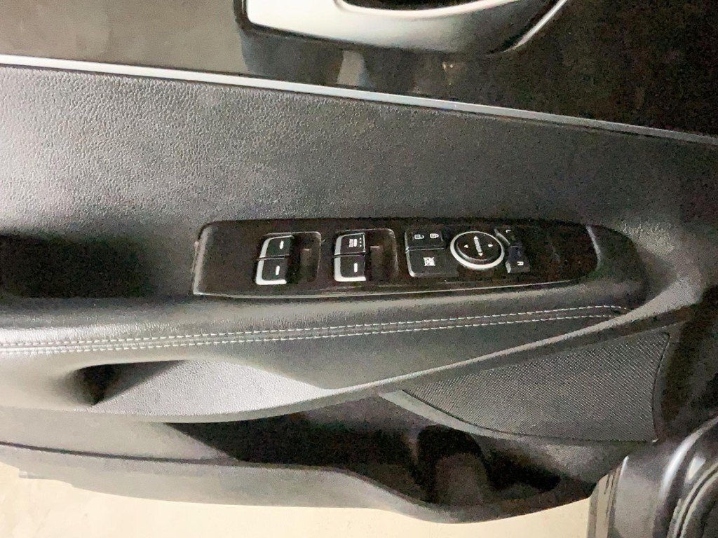 2018 Kia SORENTO Black Amos - photo #10