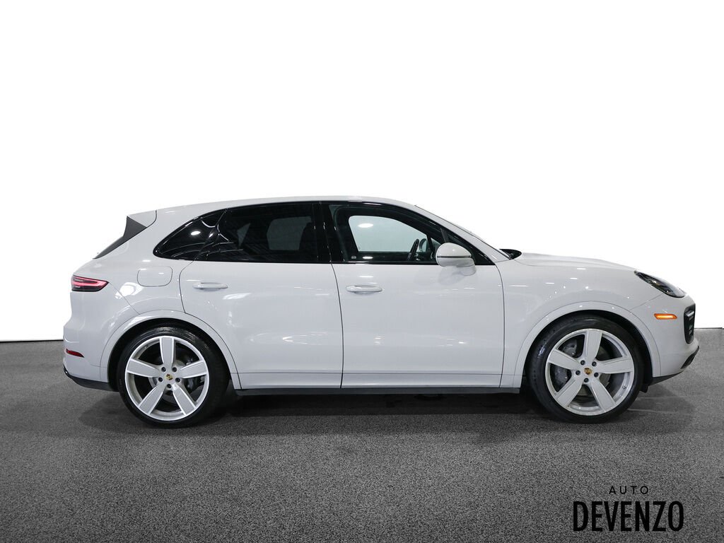 2020 Porsche Cayenne Silver Saint-Eustache - photo #1