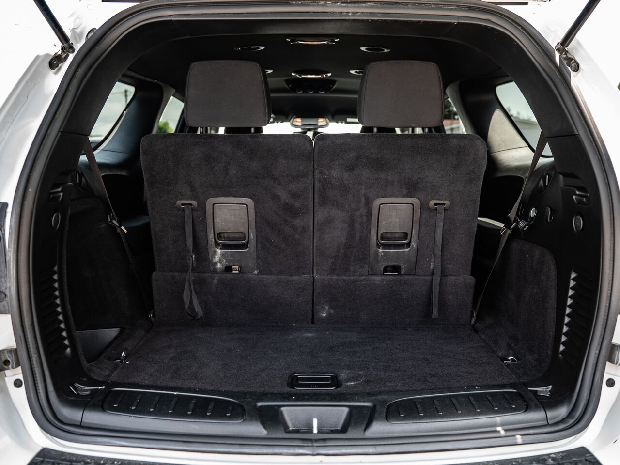 2023 Dodge Durango White Sainte-Julienne - photo #11