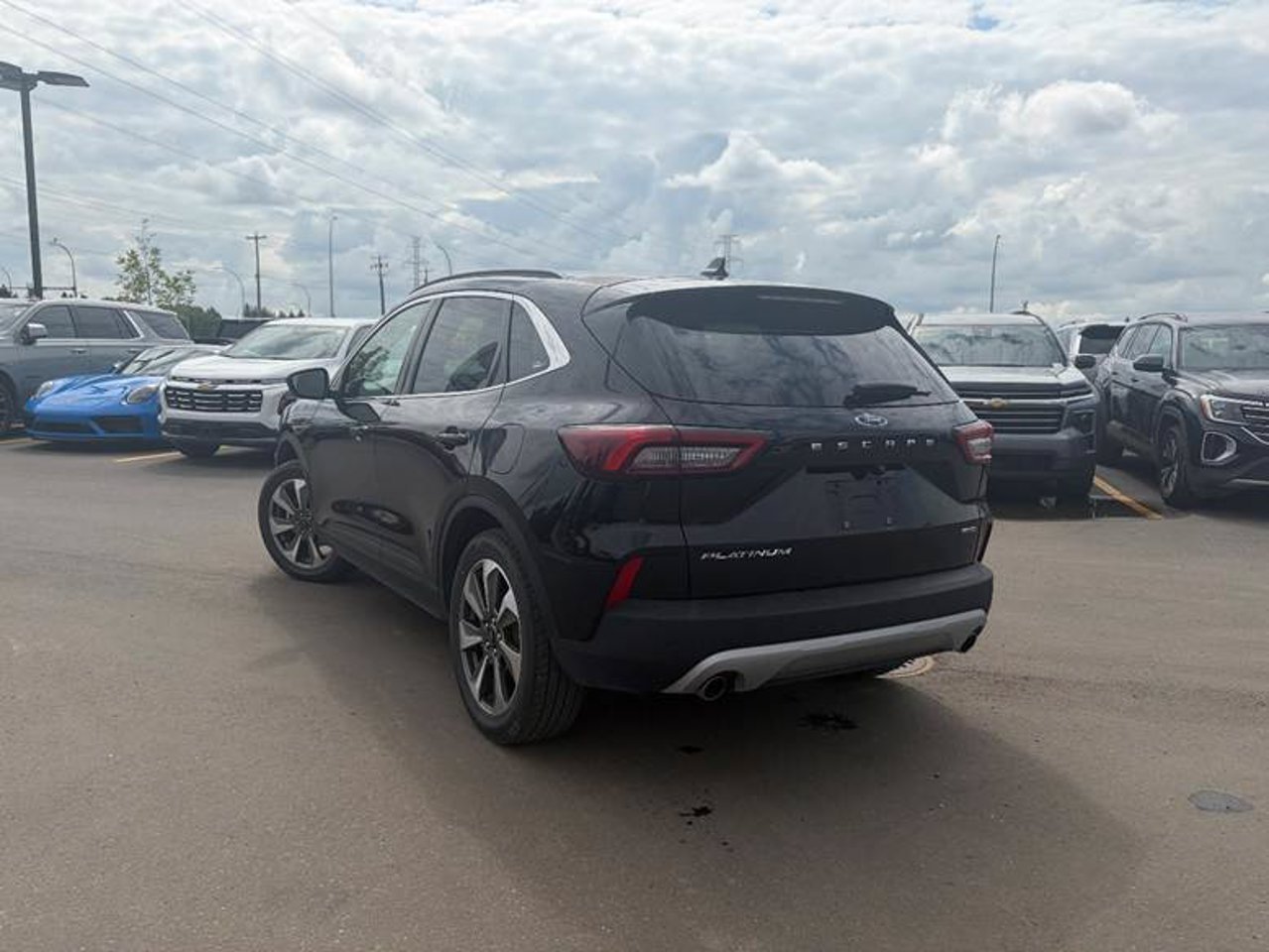 2025 Ford Escape Platinum AWD Black Sherwood Park - photo #4