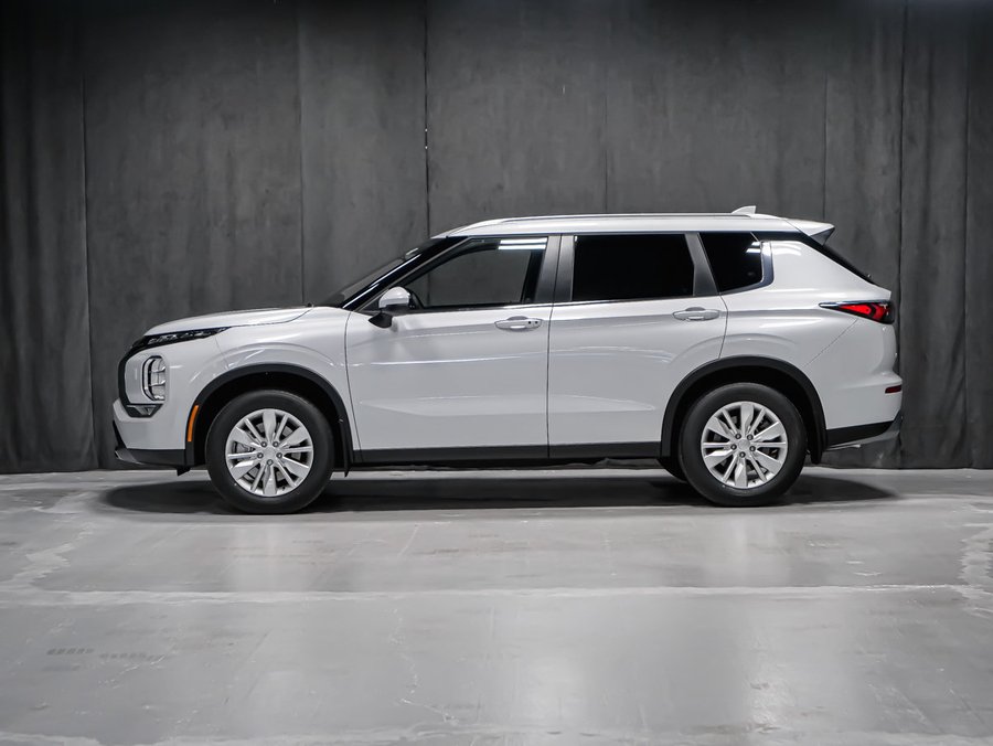 Mitsubishi Outlander SE 2026 Blanc diamant